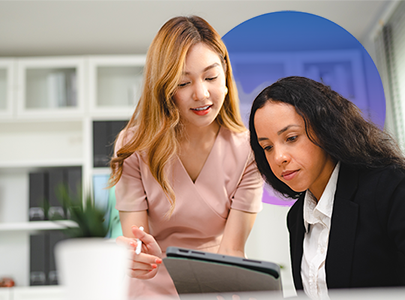 Asian women looking to the right used as a banner for a retail supervisor certificate